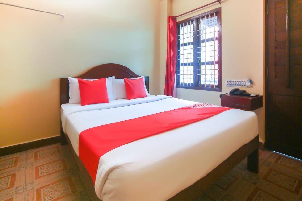 Oyo 23098 Ushama Heritage Guest House ポンディシェリ エクステリア 写真